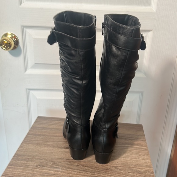 DAVID TATE WOMEN KNEE HIGHT BLACK LEATHER BOOTS IN SIZE 6WW - Picture 4 of 8